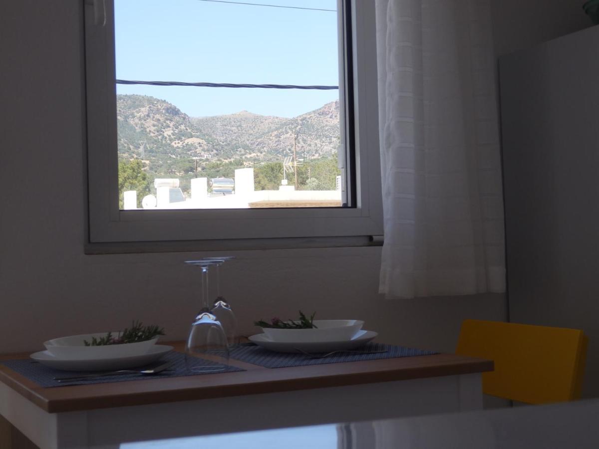 Coastal Apartment Christina 2 Makrýgialos エクステリア 写真